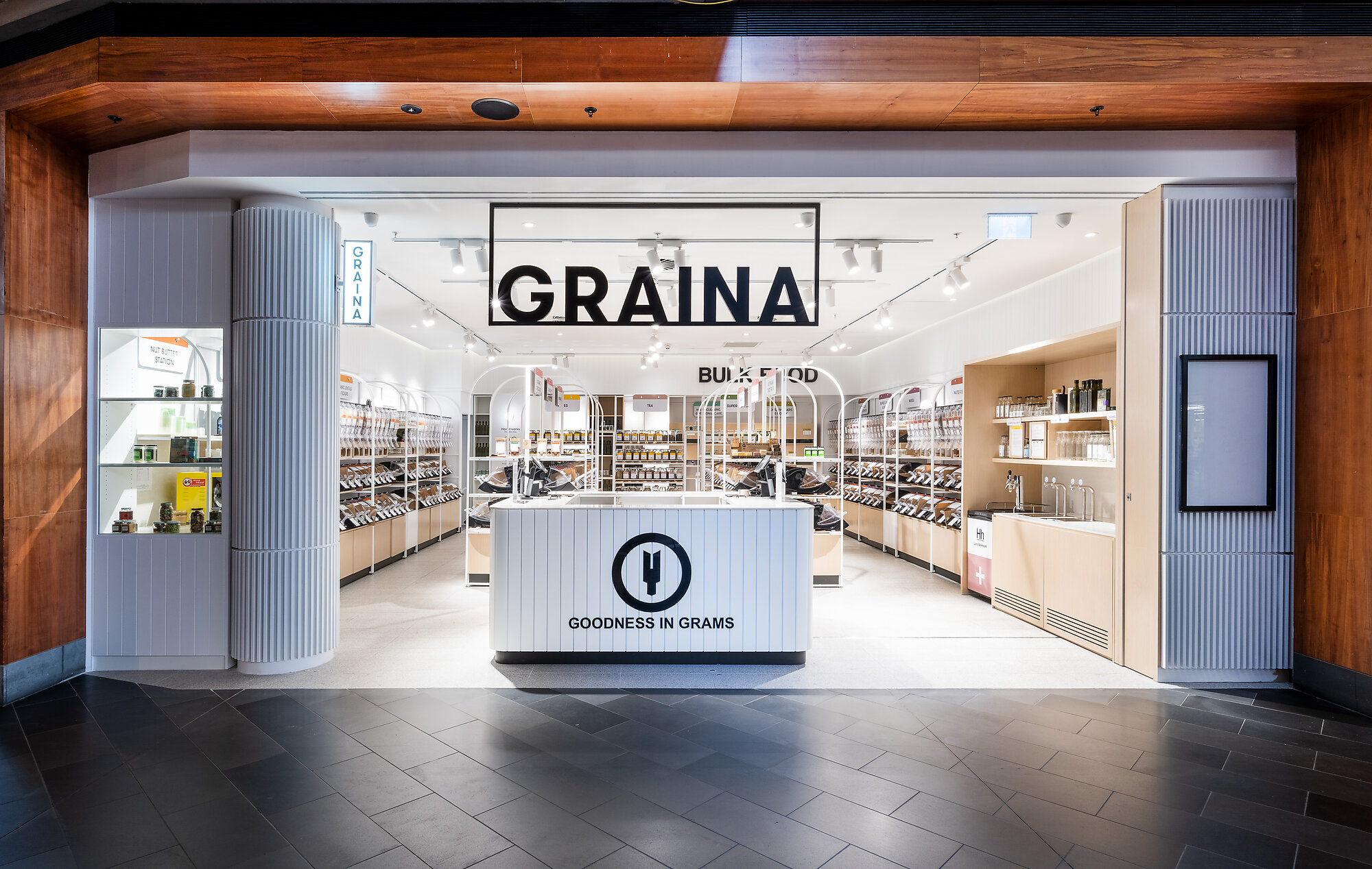 Interior photograph of Graina - Highpoint by Steve Scalone
